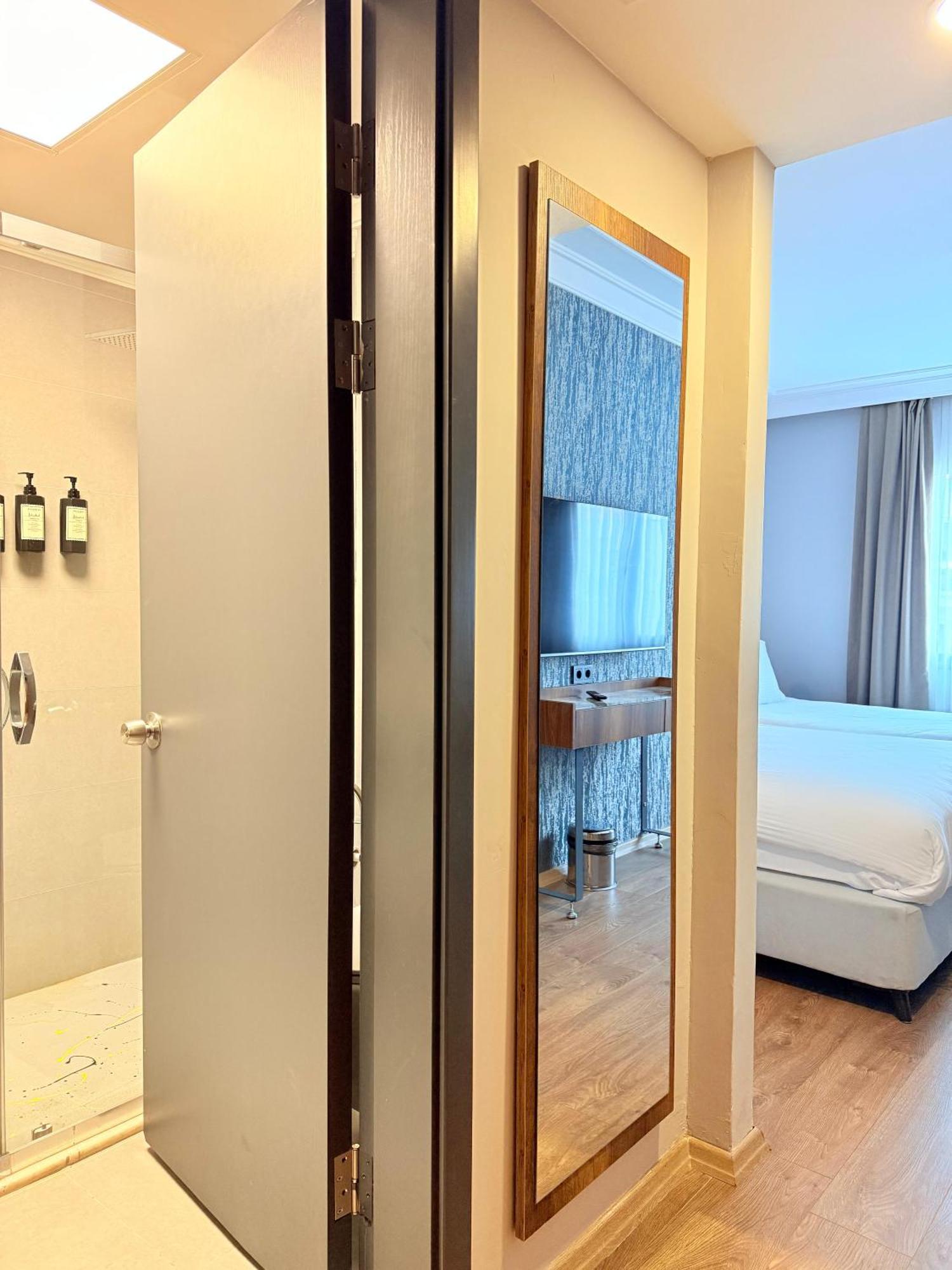 The Yali Konak Hotel Izmir Exteriör bild